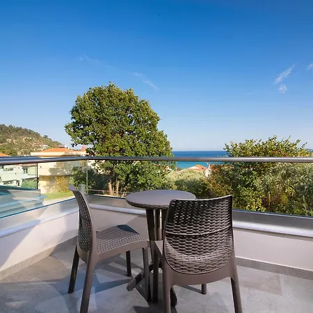 Aparthotel Semiramis Luxury 3*