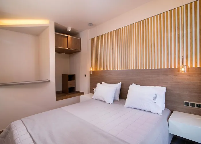 Aparthotel Semiramis Luxury 3*