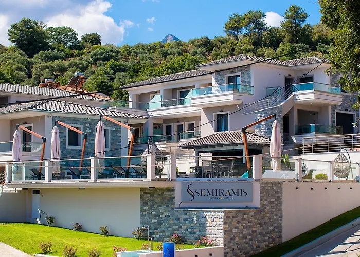 Semiramis Luxury Aparthotel 3*