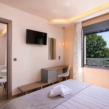 Aparthotel Semiramis Luxury *