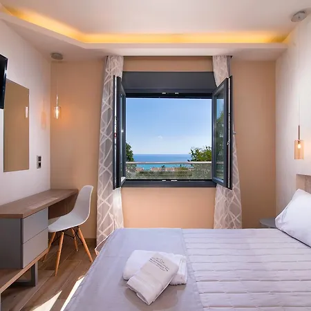 Semiramis Luxury * Chrysi Ammoudia