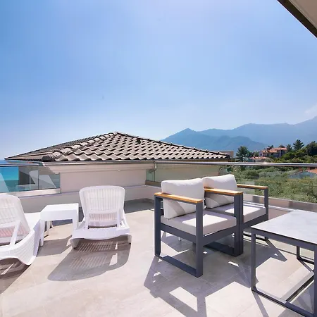 Semiramis Luxury 3* 크리시 아모우디아