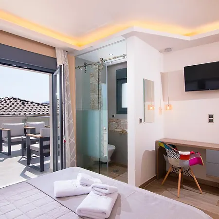 Semiramis Luxury 3*