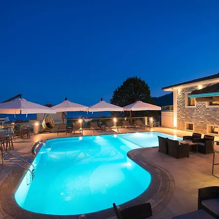 Semiramis Luxury 3* クリッシ・アモウディア