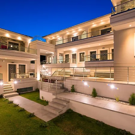 Semiramis Luxury Ξενοδοχείο με διαμερίσματα