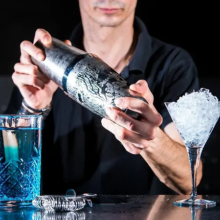 アパートホテル Semiramis Luxury