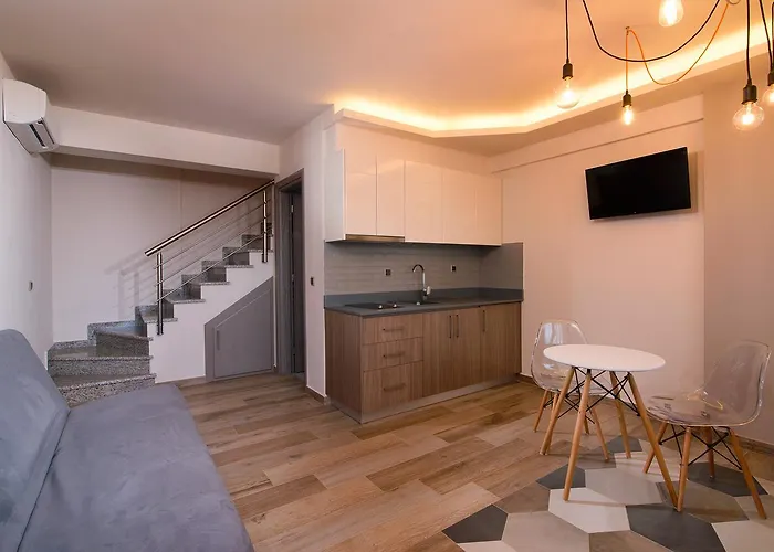 Ξενοδοχείο με διαμερίσματα Semiramis Luxury 3*