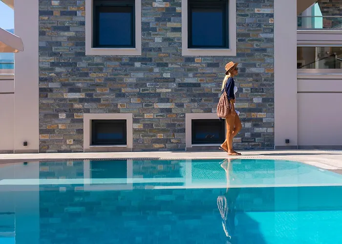 Semiramis Luxury 3* Χρυσή Αμμουδιά