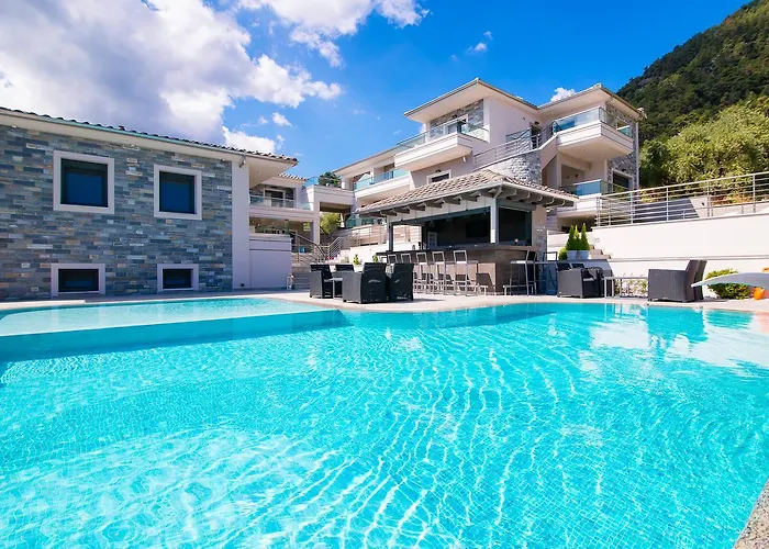 Semiramis Luxury Ξενοδοχείο με διαμερίσματα